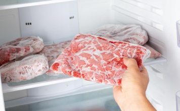 Ovako odmrzavate meso za 5 MINUTA: Da sam bar ranije znao ovaj trik!