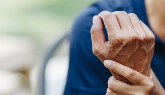 PRIR0DNI LIJEK K0JI ĆE ZAMJENITI AP0TEKU – Uništava demenciju, upale, B0L0VE i artritis