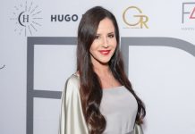 TAMARA VUČIĆ SLAVI ĐURĐIC: Podelila fotke iz porodičnog doma, na trpezi sarma, u prvom planu ikona i sveća