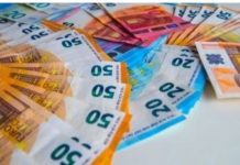 Novac stiže za 4 horoskopska znaka! Evo ko će dobiti pare do 7. oktobra, a jedan znak treba da igra igre na sreću!