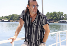 OVO JE NOVA DEVOJKA ACE LUKASA?! Atraktivna plavuša bacila pevača u senku, a duboki dekolte svima zapao za oko! (FOTO)