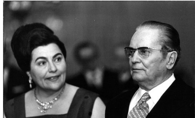 “ZNAM ZAŠTO JOVANKA I TITO NISU IMALI DECU – OVO JE ISTINA”: Sestra Nada je sa njima živela 25 godina u sobi do sobe