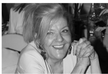 Na grobu Marine Tucaković i njenih sinova najbolniji prizor: Simbol ljubavi majke i dece tik uz mermerni spomenik