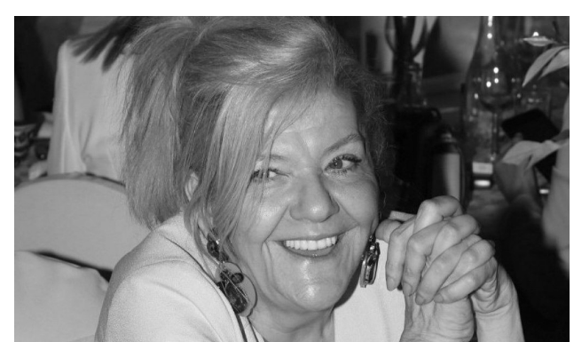 Na grobu Marine Tucaković i njenih sinova najbolniji prizor: Simbol ljubavi majke i dece tik uz mermerni spomenik