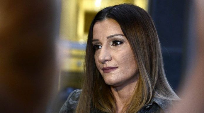 Retko je viđamo u javnosti: ova prelepa doktorka je ćerka Mire Škorić