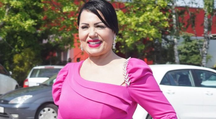 Slika u kupaćem Zlate Petrović zapalila Instagram! Nije čudo što je Saša Popović hteo da se ženi njom, u sedmoj deceniji OVAKO DA IZGLEDA