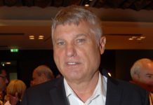 Sin Miroslava Lazanskog ima 33 godine i neverovatno liči na oca: Ovo je njegova jedina fotografija