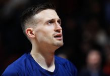 Omiljeni par u večernjem izlasku: Prelepa supruga Alekse Avramovića održala modnu lekciju na crvenom tepihu