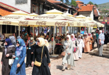 MUSLIMANKA SAM, A OD KADA SAM UŠLA U CRKVU ŽELIM SAMO JEDNO: Živi u Sarajevu, a evo zašto se sada plaši MAMINE REAKCIJE (FOTO)