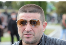 OVA BOLI GLAVA RIBETINA JE PRVA ŽENA BAJE MALOG KNINDŽE: Rasna BRINETA mu je rodila ČETVORO dece, EVO kako izgleda!