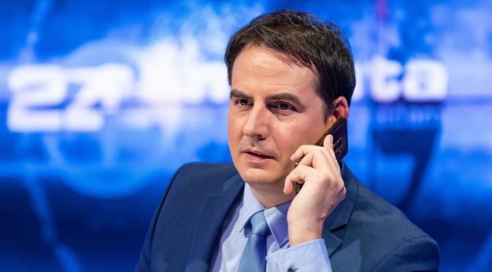 Kad se ona pojavi, ostale mogu kući: Evo zašto su sinoć baš svi gledali u suprugu Zorana Kesića