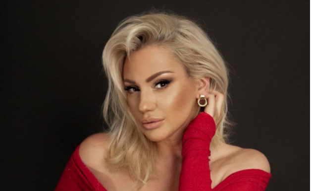 Bez razmišljanja mu rekla DA! Ana Kokić presrećna, evo šta o tome misle Rađen i njihove naslednice