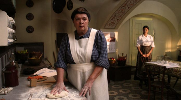 GORICA POPOVIĆ je najbolja kuvarica među glumicama: Podelila recept za PIVSKI HLEB koji će vas oduševiti