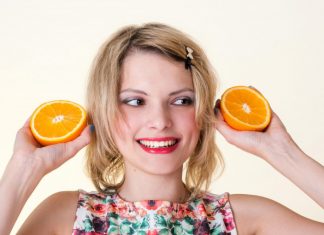 Novi TikTok trend: Test sa ljuštenjem pomorandže koji otkriva KOLIKO JE VAŠEM PARTNERU STALO DO VAS, da li biste ga isprobali?