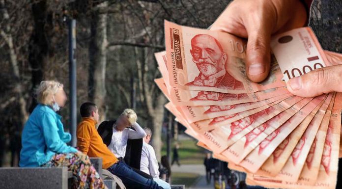 Posao je UNOSAN, DRAGOSLAV proda sve što proizvede a još mu i DRŽAVA POMAŽE – Kaže da se lepo živi od ovog biznisa ali da nije za one koji bi da zarade a da ne rade