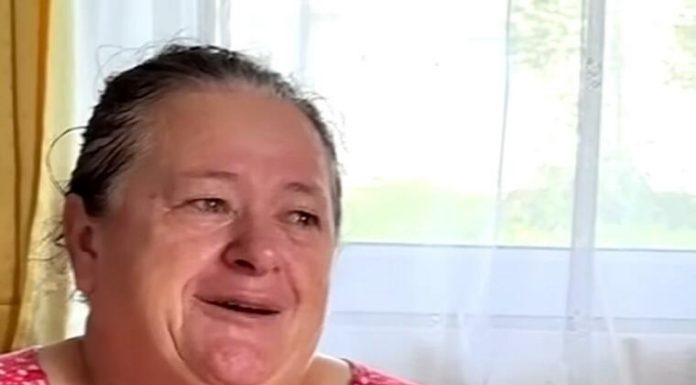 SIN NAS SE ODREKAO PRE 7 GODINA, NE ZNAMO GDE JE, NI ŠTA RADI: Kad sam javila da mu otac umire, zabio mi je nož u SRCE