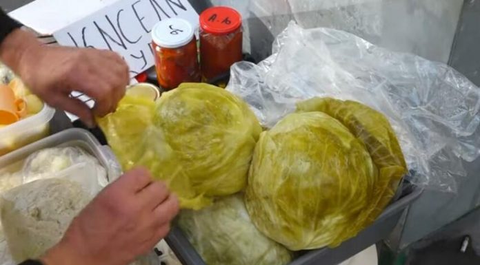 NE MOŽE DA UKISELI, KOLIKO SE TRAŽI: Obrenovčanka od kiselog kupusa napravila biznis, ukiselila TONE – NE ZNA SE ŠTA BOLJE IDE, GLAVICE IL’ LISKE