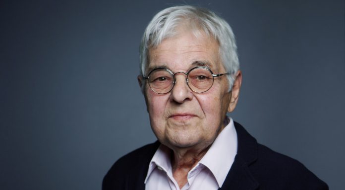 Udovica Branka Cvejića prvi put u javnosti nakon glumčeve smrti: Nije mogla da zaustavi suze (FOTO)