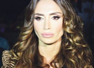 EMINA JAHOVIĆ pokazala da joj je sreća njenih sinova najpreča: Mustafa objavio fotografiju, prava porodična idila