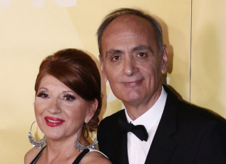 Ma nije moguće da je Bilji i Aci BAŠ ONA venčana kuma?! – Poznata po burnom ljubavnom životu, zavodila redom, oženjeni padali pred njom na kolena