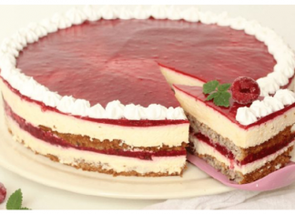 TORTA SA KREM SIROM I MALINAMA: Idealna za slavsku trpezu, vaši gosti biće oduševljeni