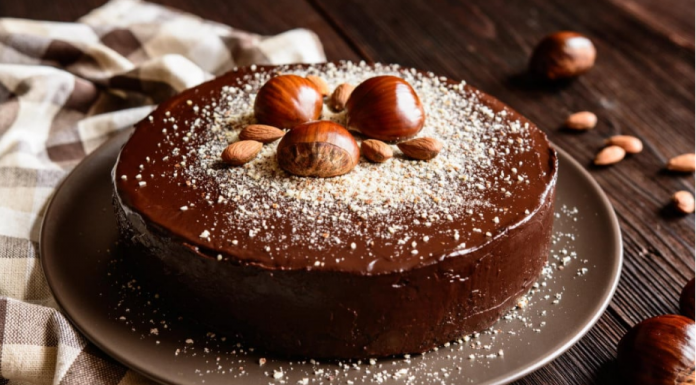 Torta od čokolade i kestena se priprema kao od šale a okus je neponovljiv.. (recept)