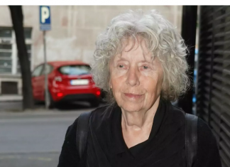 Ćerkinu fotografiju uvek nosi sa sobom: Eva Ras se nikada nije oporavila od njene smrti