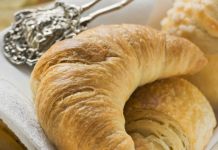 RECEPT SA KROASANIMA koji će vas oduševiti: Jednostavan trik da postanu još bolji i vazdušastiji