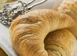 RECEPT SA KROASANIMA koji će vas oduševiti: Jednostavan trik da postanu još bolji i vazdušastiji