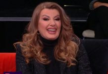 Pogledajte NOVOGODIŠNJU DEKORACIJU koju je Viki Miljković platila 2.500 evra: Svi je prozivaju, pravi kič – Samo fali DEDA MRAZ