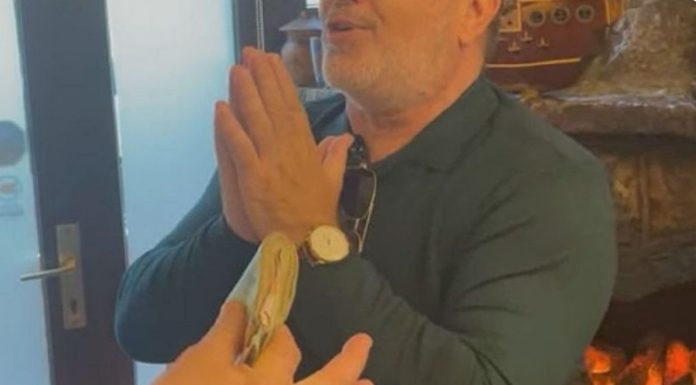 Poznati Sarajlija pružio Šerifu Konjeviću 10.000€ bakšiša, a njegova reakcija je TOTALNI ŠOK, je li moguće da je OVO uradio