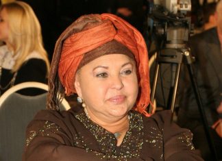 OD 10. GODINE JE SAMA ZARAĐIVALA ZA HLEB, UDALA SE ZA 22 GODINE STARIJEG – Evo zašto je Esma REDŽEPOVA usvajala samo mušku decu!