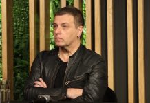 Ne razdvajaju se još od srednje škole: Đule Van Gog krije ženu godinama, kad vidite slike biće vam jasno i zašto (FOTO)