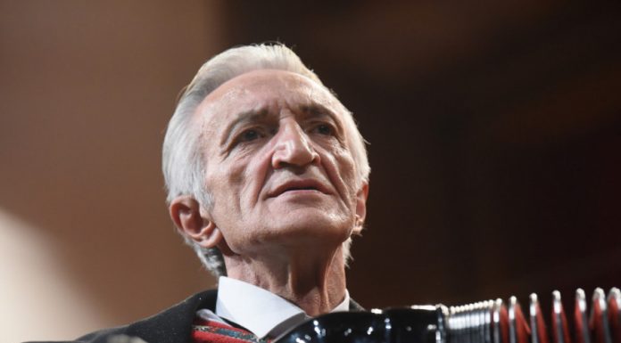 Ispovest Mirka Kodića, prvi put o uzroku smrti sina Aleksandra: Harmonikaš tkrio šta piše u izveštaju Hitne pomoći, je li moguće ovo