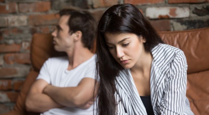 Dva horoskopska znaka će doživeti pravu ljubavnu dramu u 2024. godini: Oprez, RAZVOD vam kuca na vrata