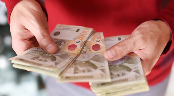 Žena iz Kragujevca otkrila da li se sada gorko kaje: “DA, JA SAM ONA “BUDALA” ŠTO SE UDALA IZ LJUBAVI ZA SIROMAŠNOG ČOVEKA”