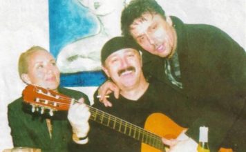 DOK NJEGOVE KOLEGE OD HONORARA KUPUJU STANOVE, ON JEDVA DA ZARADI 1000 EVRA ZA CELU GODINU: Međutim kada su u pitanju skandali, e tu je PRVI, nećete verovati ko je u pitanju