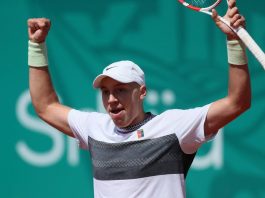 JEDNA JE MAJKA! Snimak koji će vas dirnuti pravo u srce: Međedović osvojio trofej i odmah pozvao nju da dođe na teren! (VIDEO)