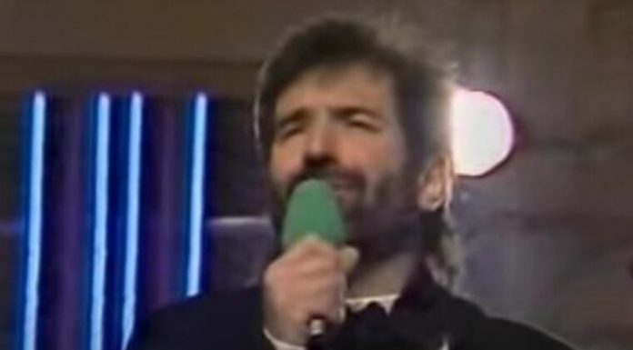 Sećate li se VAJTE? – BIO JE LEGENDA JUGOSLOVENSKE SCENE A SADA PRIMA 170 EVRA PENZIJU: Neda Ukraden mu je pevala prateći vokal, radio kao MOLER