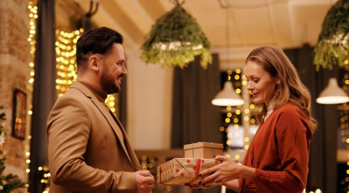 U novogodišnjoj noći ove običaje MORATE ISPOŠTOVATI: Samo tako će vam 2024. godina biti uspešna (FOTO)