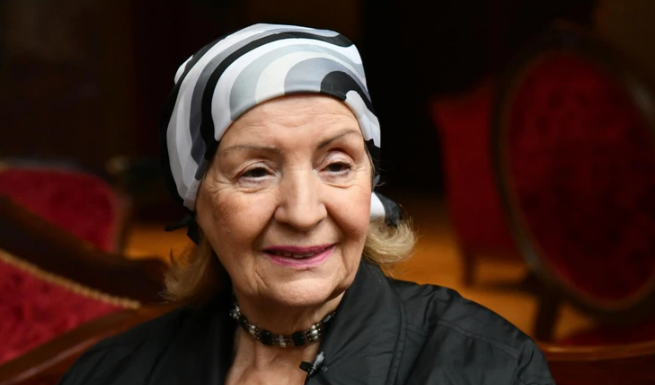 Lepa zgrnula para i para: U testamentu sve lepo stoji šta je stekla, a evo ko je naslednik (FOTO)