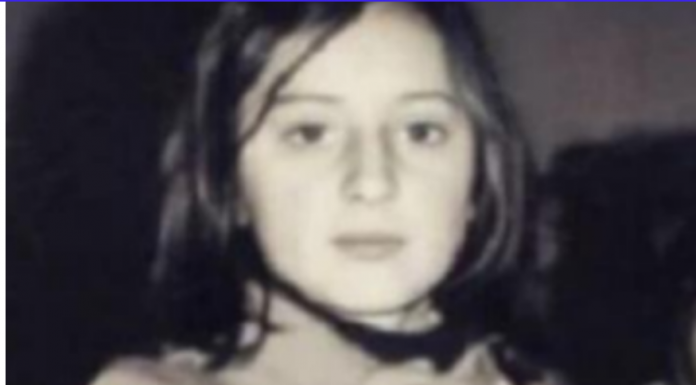 Prepoznajete li pevačicu sa slike? – Danas je jedna od najbogatijih folkerki, živi život iz bajke a odrasla u siromaštvu