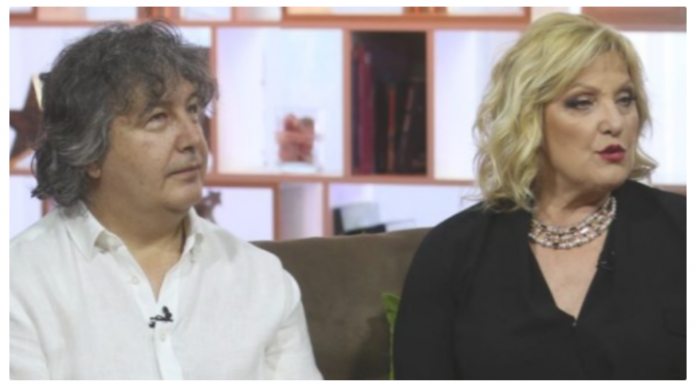 Ljubavni partner SNEŽANE ĐURIŠIĆ je DVADESET GODINA ĆUTAO O PEVAČICI: Ostati ćete NEMI pred istinom koja je sada otkrivena