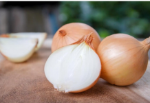 95% domaćica greši: Kako da vam se crni luk nikada ne pokvari – “Kako ovo pre nisam znala..”