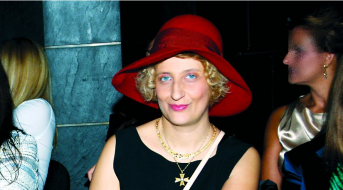 ISIDORA BJELICA JE ZNALA ŠTA JOJ JE IZAZVALO BOLEST: “Nisam jela ni kobasice ni slaninu niti puŠila cigarete, ni pila alkohol, OVO je najkancerogenije, a toga sam imala u galonima”