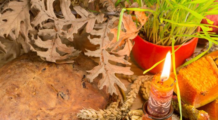 OBRATITE PAŽNJU! – OVO JE JEDINI BOŽIĆNI OBIČAJ KOJI TREBA DA SE ISPOŠTUJE: Sve ostalo je praznoverje koje se kosi sa pravoslavljem