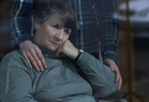 Celo selo mi se smeje jer SNAJA NEĆE DA PUSTI POPA U KUĆU: Nevernica je i ne želi ni dinara da da “mantijašima” – Za sve je kriva PRIJA