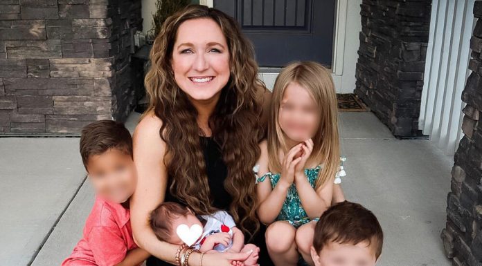 USVOJILA TROJE DECE, A ONDA JE PRIMETILA ČUDNE STVARI I ODMAH URADILA DNK TEST: Kad je saznala rezultate, umalo je pala u nesvest