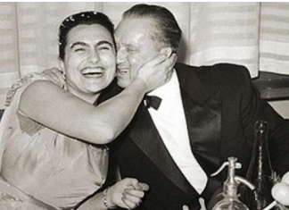 ISPLIVAO VENČANI LIST TITA I JOVANKE BROZ! Lažan datum rođenja, a polje “zanimanje” PRAZNO! (FOTO)