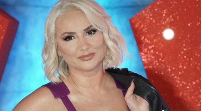 Brat Goce Tržan njena je najveća podrška – Godinama ga krije od javnosti, PRAVI JE ZAVODNIK, ZA NJIM LUDE ŽENE! Gocinog Rašu SVI ZNATE, a ovako izgleda ANDREJ! (FOTO)